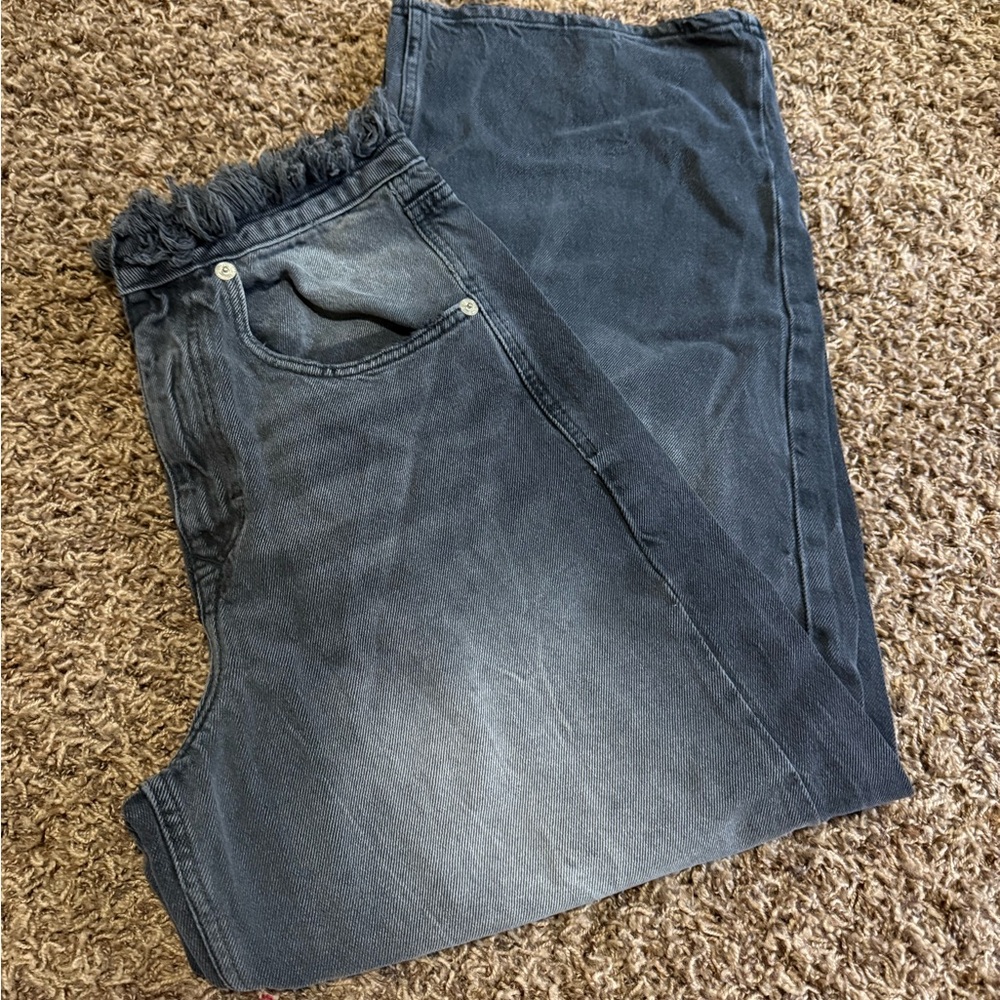 Women’s Dark Washed Denim Jeans - Black